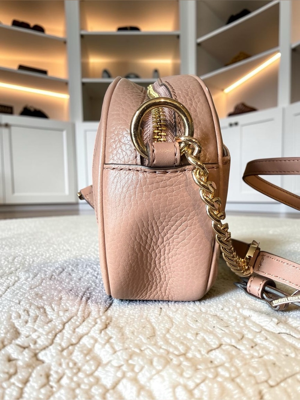 Authentic Michael Kors Pebbled Leather Camera Crossbody Bag - Picture 6 of 11
